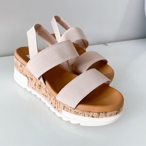 Steve Madden Ester1 Platform Sandal in Nude - Size 8 US